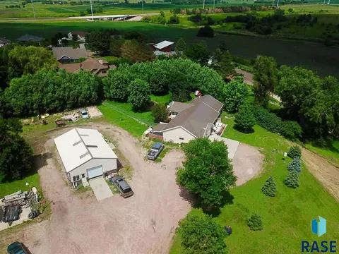 1604 E Redwood Blvd, Brandon, SD 57005 photo 8