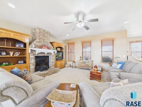 Living - 48190 268th St, Brandon, SD 57005 photo 4 of 8