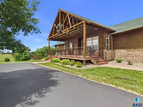 Exterior - 48190 268th St, Brandon, SD 57005 photo 12 of 13