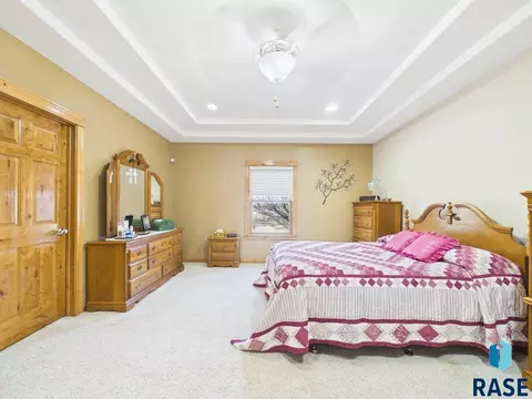 Bedroom - 48190 268th St, Brandon, SD 57005 photo 1 of 7