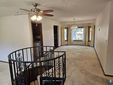 Living - 2408 S Valley View Rd, Sioux Falls, SD 57106 photo 2 of 7