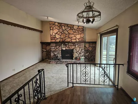 Living - 2408 S Valley View Rd, Sioux Falls, SD 57106 photo 3 of 7