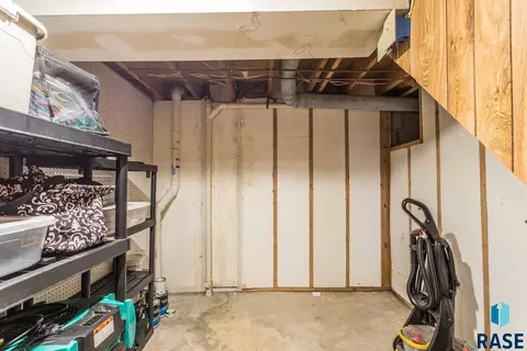 Other - 209 S Albert St, Freeman, SD 57029 photo 6 of 7
