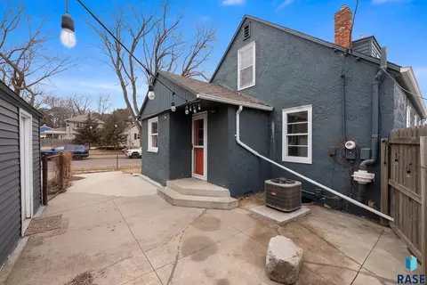 707 E 26th St, Sioux Falls, SD 57105 photo 29