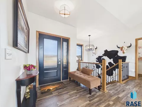 Entry Way - 600 S Quartzite Ave, Tea, SD 57064 photo 1 of 2