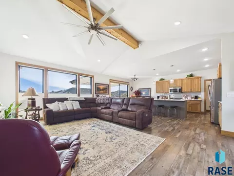 Living - 600 S Quartzite Ave, Tea, SD 57064 photo 6 of 6