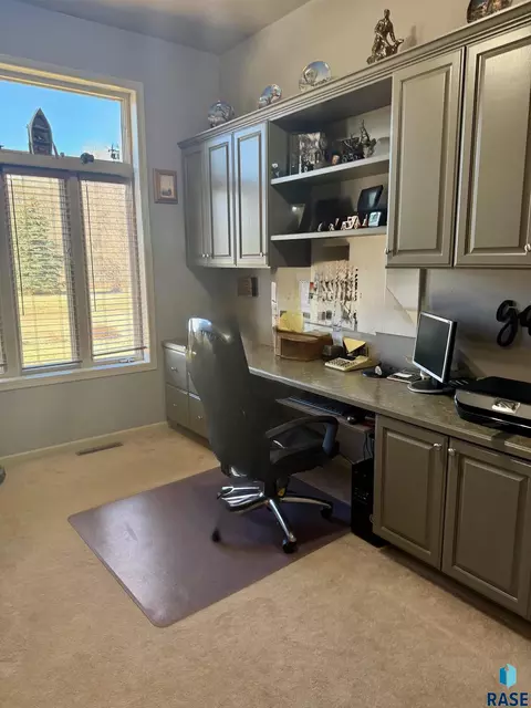 Other - 1516 Deerfield Ln, Mitchell, SD 57301 photo 5 of 21