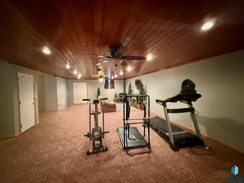 Other - 1516 Deerfield Ln, Mitchell, SD 57301 photo 10 of 21