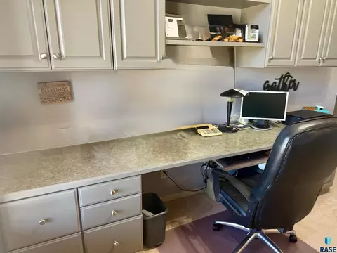 Other - 1516 Deerfield Ln, Mitchell, SD 57301 photo 4 of 21