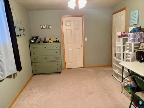 Bedroom - 1516 Deerfield Ln, Mitchell, SD 57301 photo 14 of 14