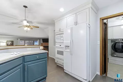 1405 E Otonka Trl, Sioux Falls, SD 57103 photo 16