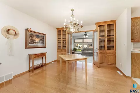Dining - 412 E Meadowlark Cir, Brandon, SD 57005 photo 1 of 1