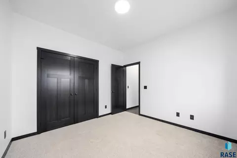 Bedroom - 6709 E 37th St, Sioux Falls, SD 57110 photo 5 of 12