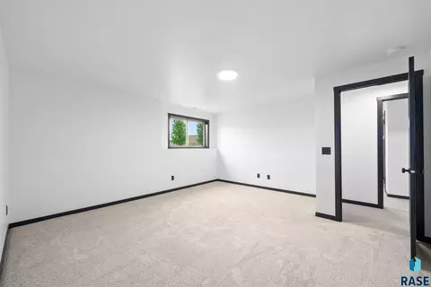 Bedroom - 6709 E 37th St, Sioux Falls, SD 57110 photo 12 of 12