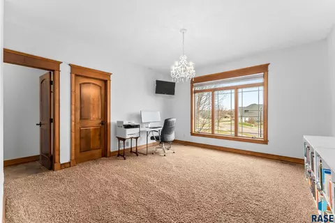 Bedroom - 9005 E Torrey Pine Cir, Sioux Falls, SD 57110 photo 4 of 5