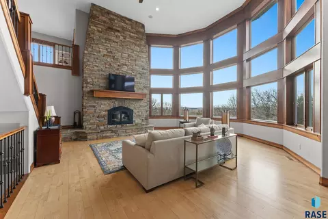 Living - 9005 E Torrey Pine Cir, Sioux Falls, SD 57110 photo 1 of 7