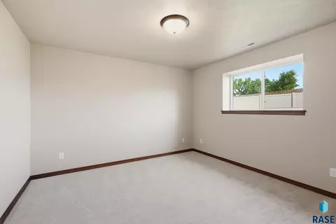 Bedroom - 1425 N Mae Pl, Tea, SD 57064 photo 7 of 9