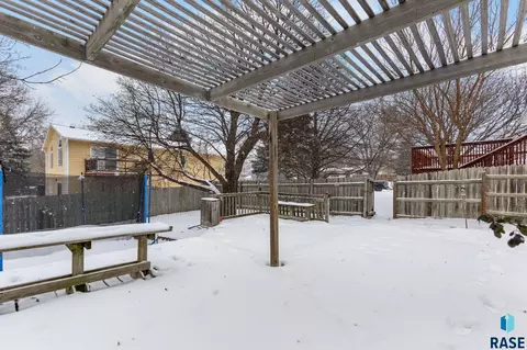 409 E 7th St, Crooks, SD 57020 photo 13