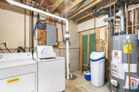 409 E 7th St, Crooks, SD 57020 photo 46