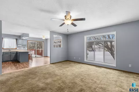 409 E 7th St, Crooks, SD 57020 photo 23