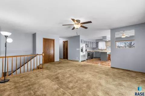 409 E 7th St, Crooks, SD 57020 photo 22
