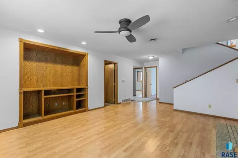 409 E 7th St, Crooks, SD 57020 photo 40