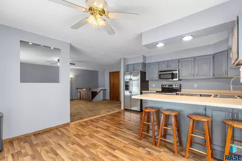 409 E 7th St, Crooks, SD 57020 photo 19