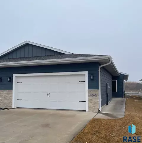 3602 S Heather Ave, Sioux Falls, SD 57106