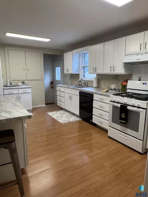 Kitchen - 813 E Center St, Madison, SD 57042 photo 7 of 8