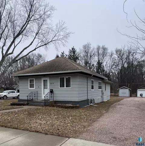 Other - 813 E Center St, Madison, SD 57042 photo 3 of 17