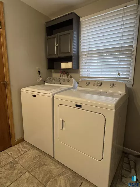 Other - 813 E Center St, Madison, SD 57042 photo 15 of 17
