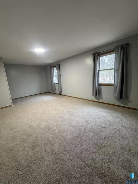 Bedroom - 813 E Center St, Madison, SD 57042 photo 5 of 6