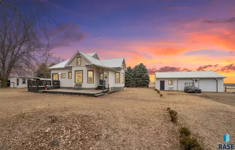 300 W Industrial Rd, Wentworth, SD 57075