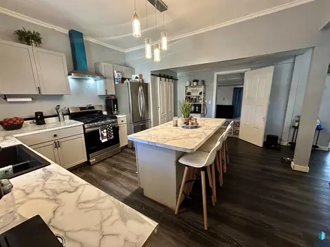 311 E Norton Ave, Salem, SD 57058 photo 6