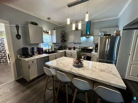 311 E Norton Ave, Salem, SD 57058 photo 5