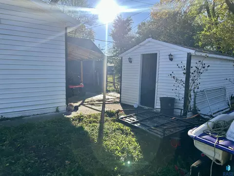 311 E Norton Ave, Salem, SD 57058 photo 13