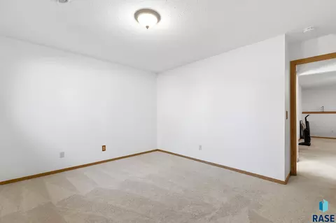 Bedroom - 5008 E Centennial Ln, Sioux Falls, SD 57110 photo 12 of 15