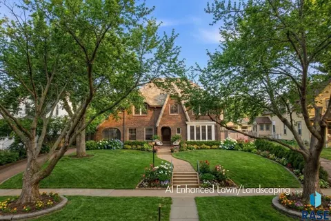 1315 S Main Ave, Sioux Falls, SD 57105