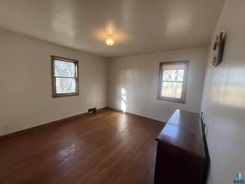 Bedroom - 1665 31st St, Ellsworth, MN 56129 photo 4 of 4