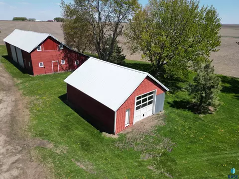 Other - 1665 31st St, Ellsworth, MN 56129 photo 3 of 12