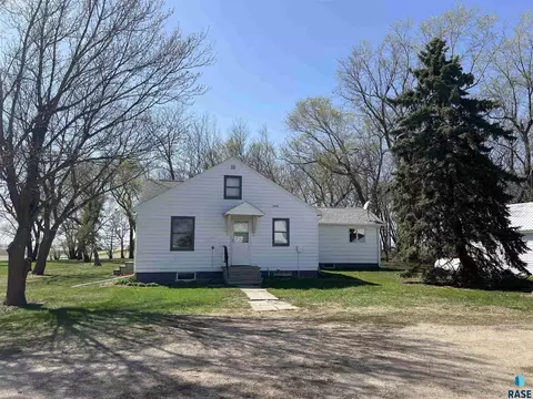 1665 31st St, Ellsworth, MN 56129