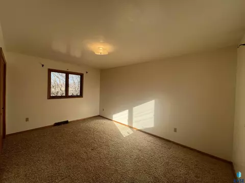 Bedroom - 1665 31st St, Ellsworth, MN 56129 photo 2 of 4