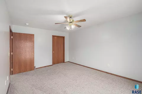 410 N 9th Ave, Brandon, SD 57005 photo 19