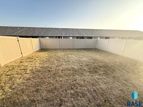 Exterior - 115 E Ivy Rd, Tea, SD 57064 photo 5 of 5