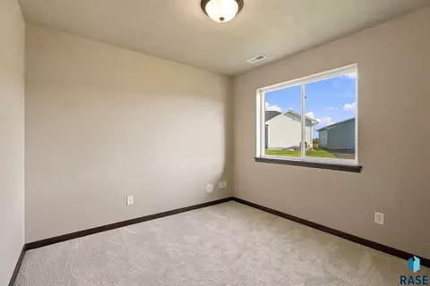 Other - 6808 E Gallant Cir, Sioux Falls, SD 57108 photo 9 of 11
