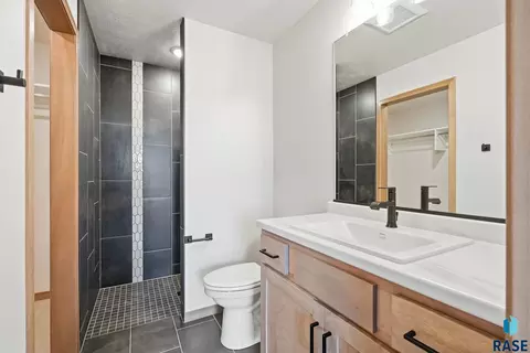 Bath - 1212 W Rivulet St, Brandon, SD 57005 photo 2 of 4