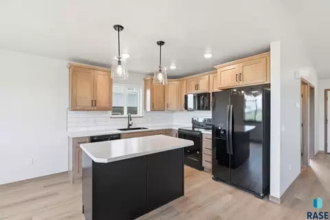 Kitchen - 1212 W Rivulet St, Brandon, SD 57005 photo 1 of 3