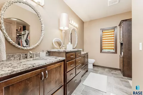 Bath - 305 S Heritage Rd, Brandon, SD 57005 photo 1 of 2