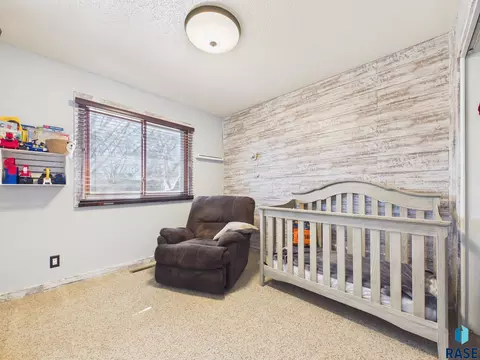 213 W Spruce St, Brandon, SD 57005 photo 13
