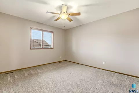 Bedroom - 4505 E Kearney Pl, Sioux Falls, SD 57110 photo 2 of 10